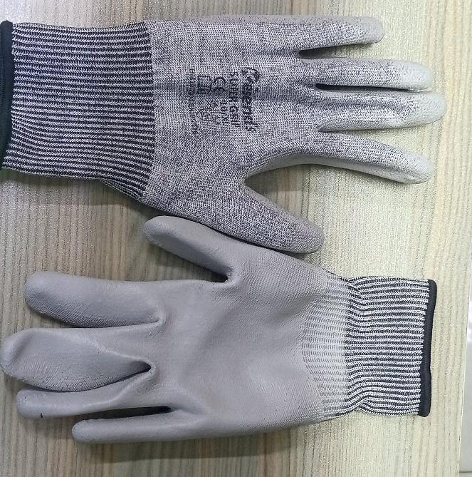 Cut Resistant gloves Level 3 - Safety Gloves & Hand Protection Equipment - Kenya Safety Store