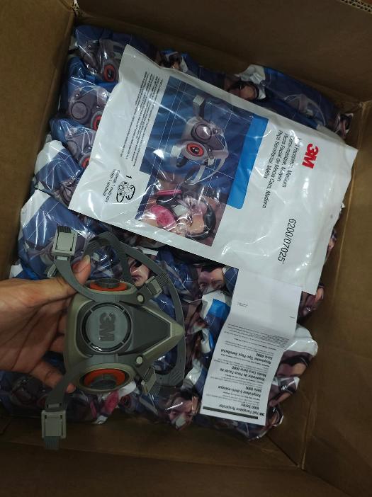 3M half face respirator mask